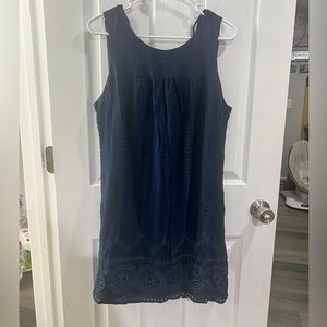 Blue Dress Crown & Ivy size Large